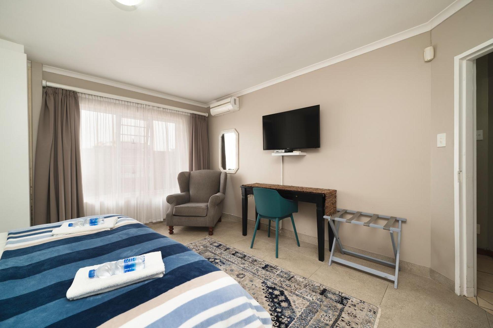 Admiral's Lodge Guest House Port Elizabeth Extérieur photo